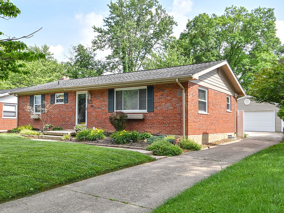 1st image of 7903 Buckeye Cres