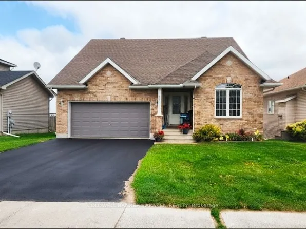 22 Frieday St, Arnprior, ON K7S 0A6