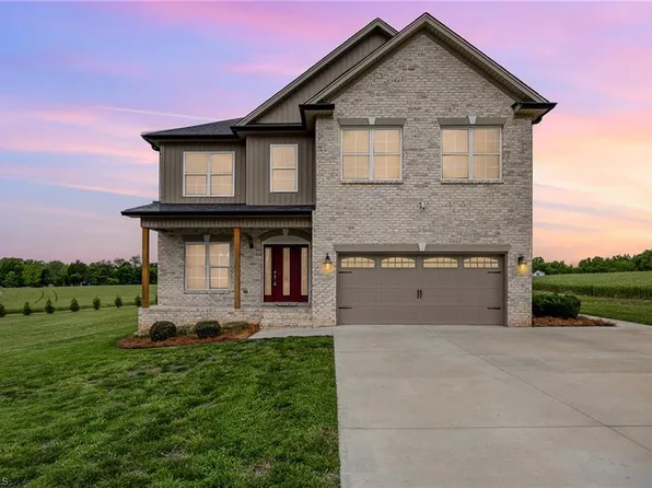 115 Linda Ln, Mocksville, NC 27028