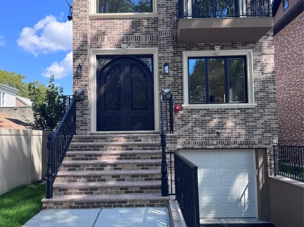 147-15 22nd ave, Whitestone, NY 11357