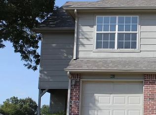 901 River Xing, Catoosa, OK 74015