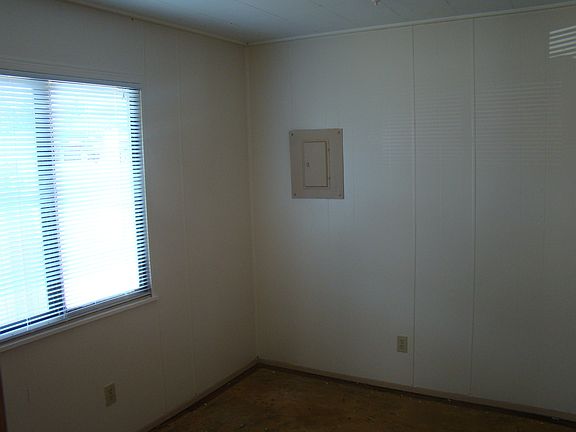4th image of 1351 East St