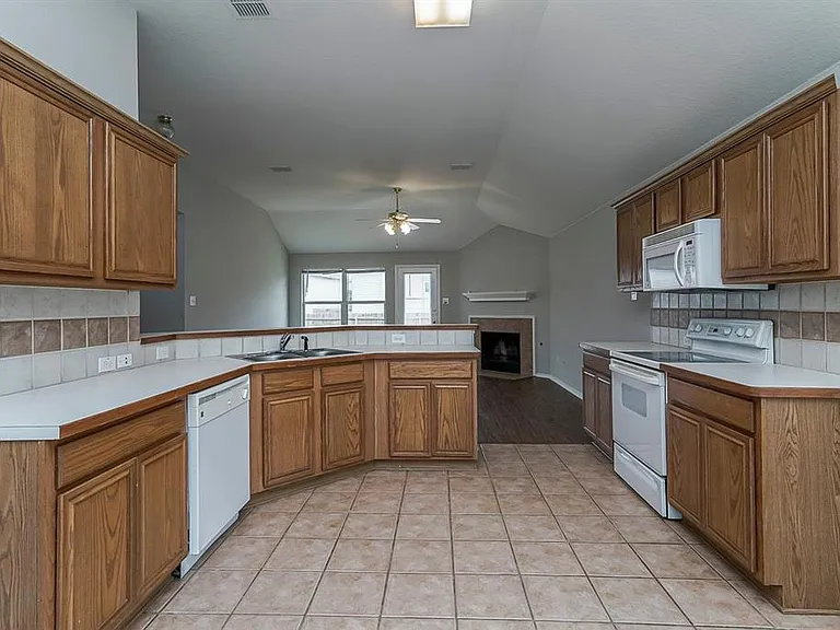 8448 Prairie Fire Dr — Photo 19