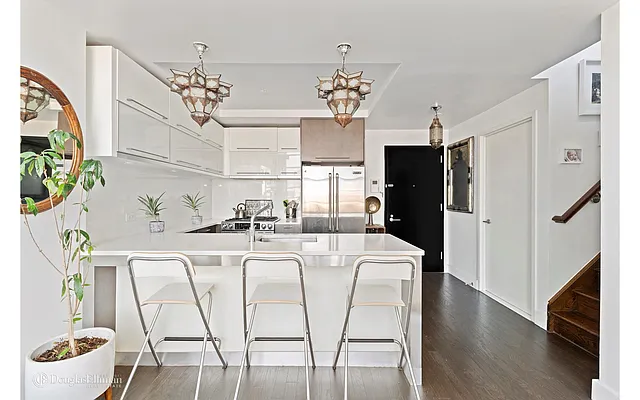 Sold by Douglas Elliman | media 15