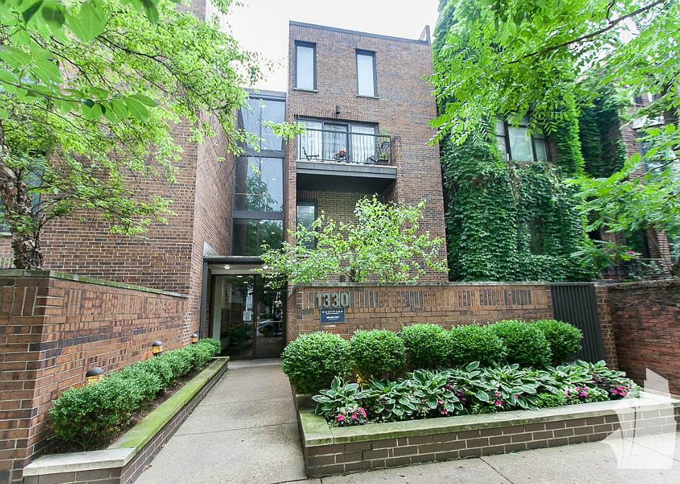 1st image of 1330 N Lasalle St #311