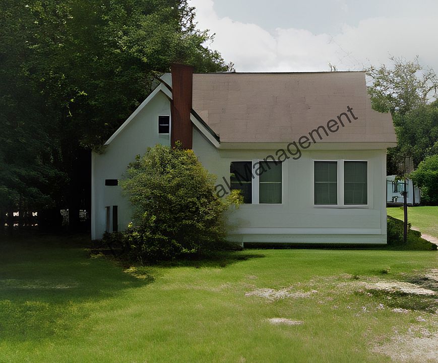 1st image of 809 E Thomas St
