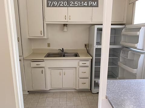 3rd image of 1224 Lincoln Blvd APT 2