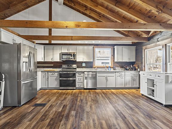 5th image of 300 Locke Hill Road