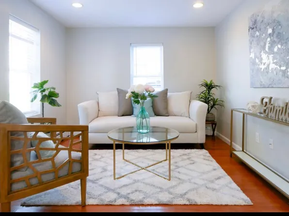 19.5 Underwood Ct #B, Newport, RI 02840