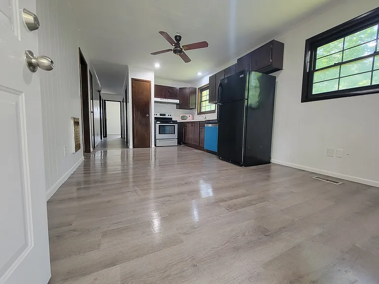 3405 Granberry Dr — Photo 4