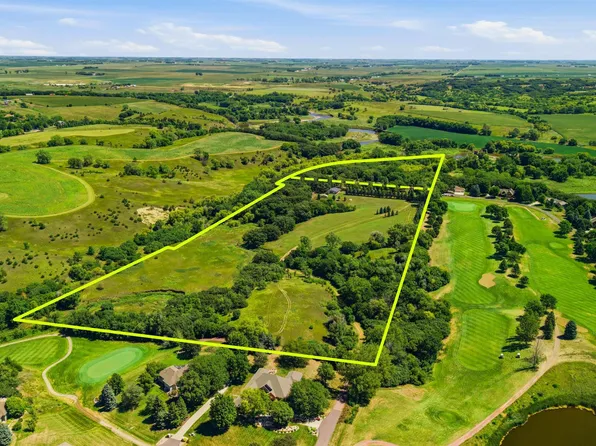 27100 Eagle Ridge Pl, Harrisburg, SD 57032