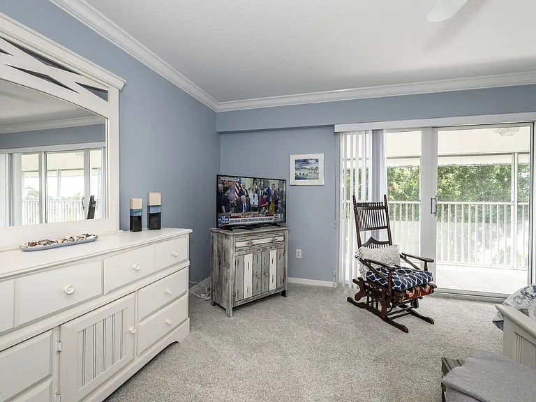 1477 Park Beach Cir #33 — Photo 56
