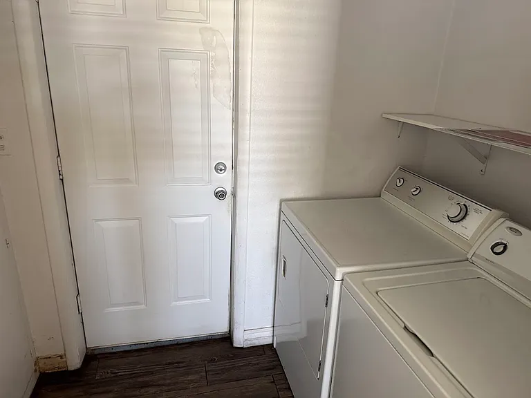 531 E Osborn Rd — Photo 18