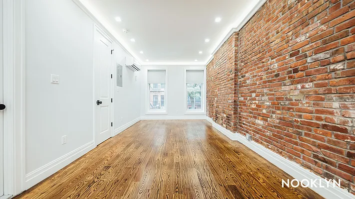 Rented by Nooklyn NYC LLC | media 20