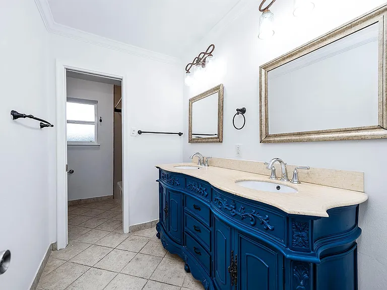 5331 Imogene St — Photo 21