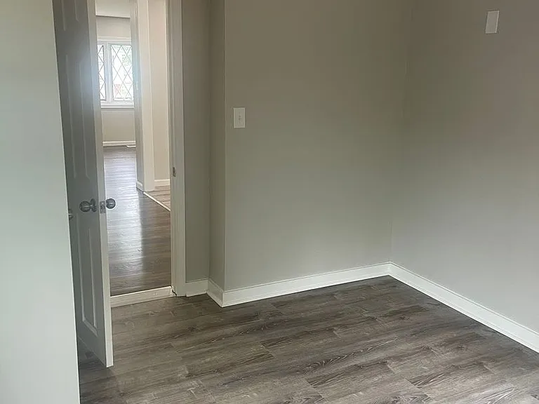 4803 Paulson Dr — Photo 31