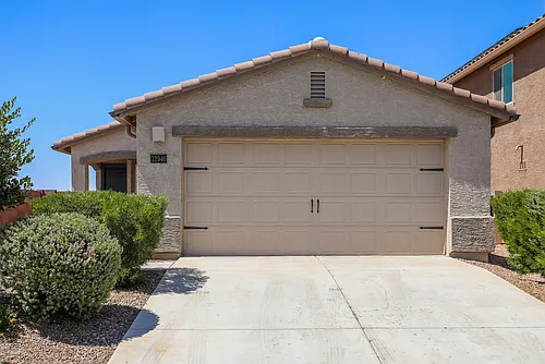 12946 N Ong Dr Photo 1