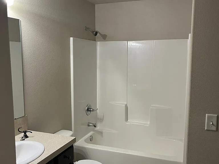 519 W Meadow Creek Cir — Photo 4