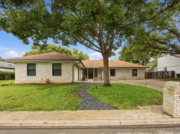 911 SILVER SPRUCE ST, San Antonio, TX 78232
