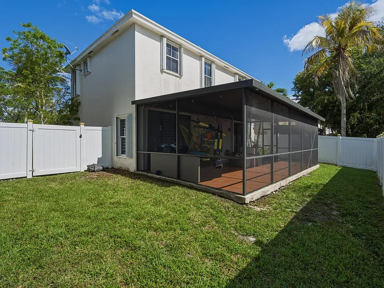 310 NW 207th Way — Photo 15
