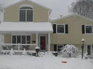 211 Craft Ln, Buchanan, NY 10511