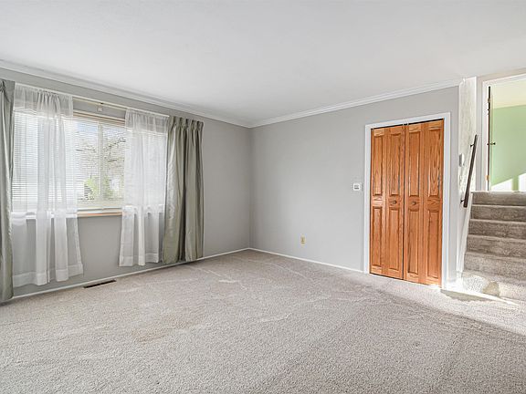3rd image of 1506 Cantondale Ln