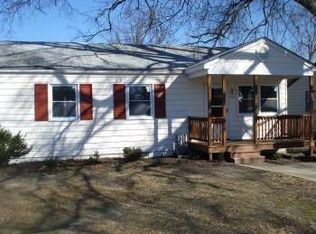 557 S 22nd Ave, Hopewell, VA 23860