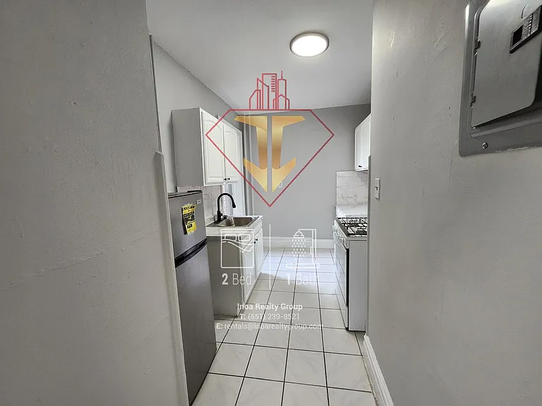 311 6th St #8E — Photo 2