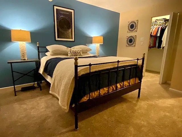 2 bed, 1.0 bath, $1,200 — Photo 4