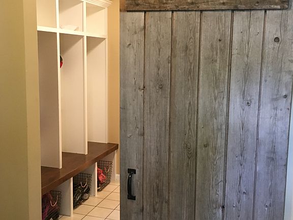 Updated mudroom/laundry room