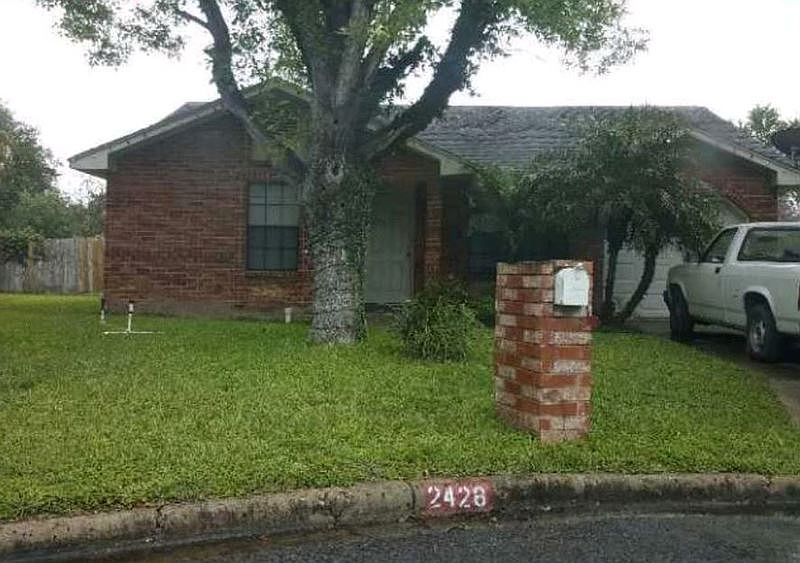 1st image of 2428 N 31st St
