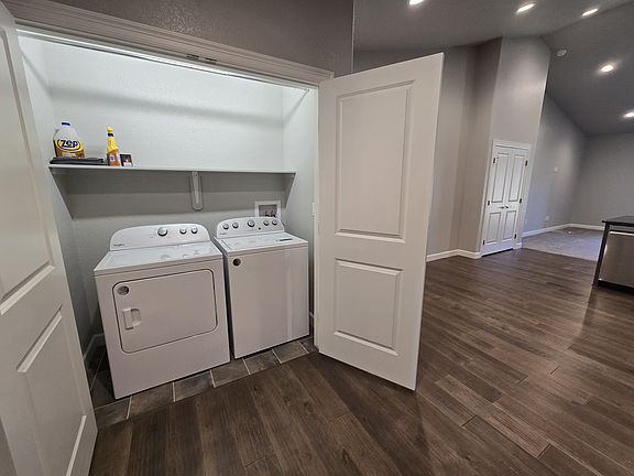 4th image of 526 Brecken Ct