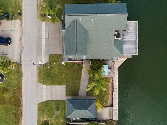 3rd image of 16713 Kingston Way