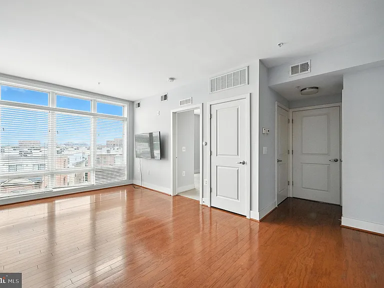 915 N Patrick St #507 — Photo 1