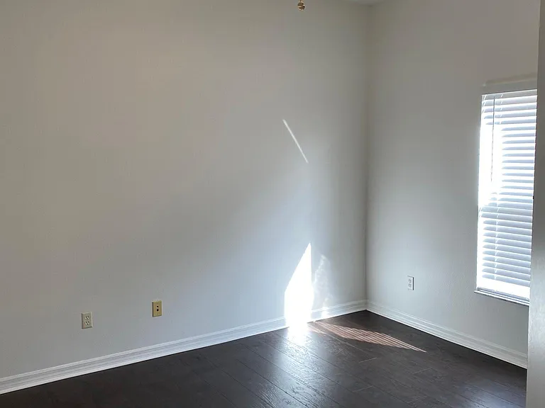 1028 Longville Cir — Photo 5