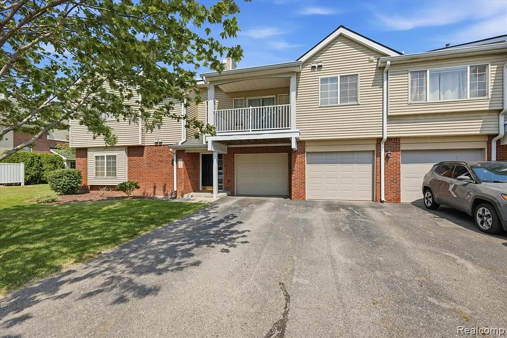 2 bed, 2.0 bath, 1248 sqft, $1,500 — Photo 1