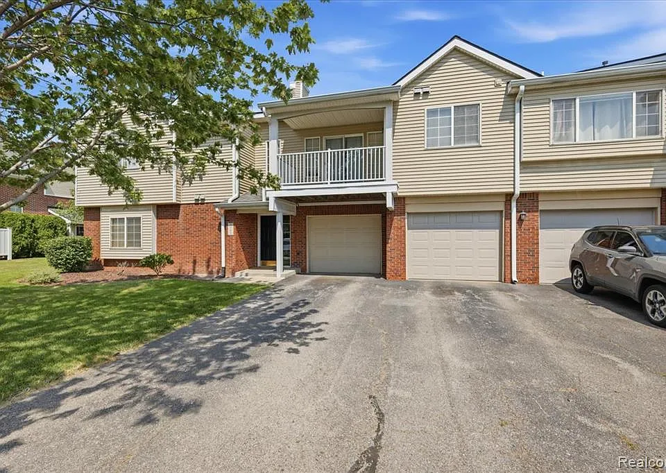 3262 Northpointe Blvd