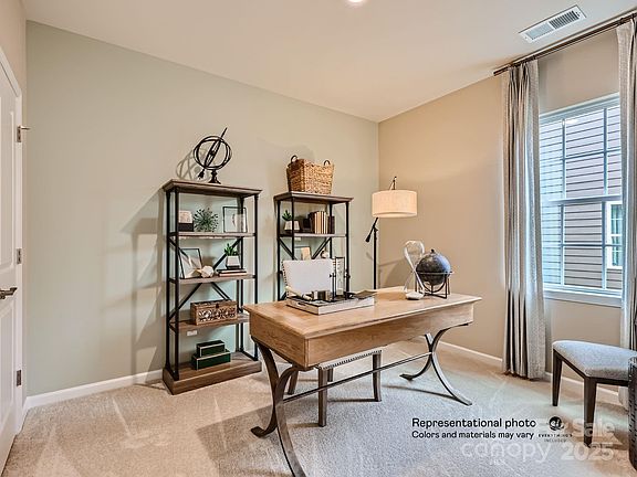 4th image of 6388 Fairfax Ct