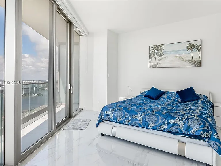 18975 Collins Ave #3504 — Photo 33