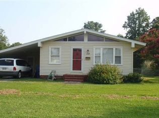 110 Mercer Rd, Jacksonville, NC 28546