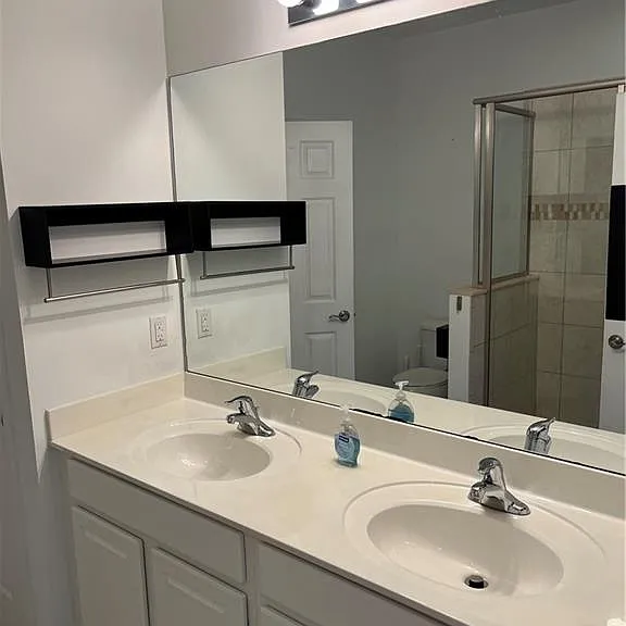 23420 Alamanda Dr #202 — Photo 16
