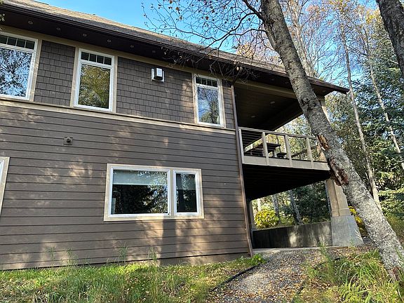 3rd image of 4720 Craftsman Rd