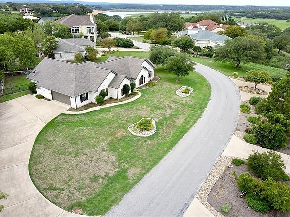 3rd image of 239 Cove Creek Dr