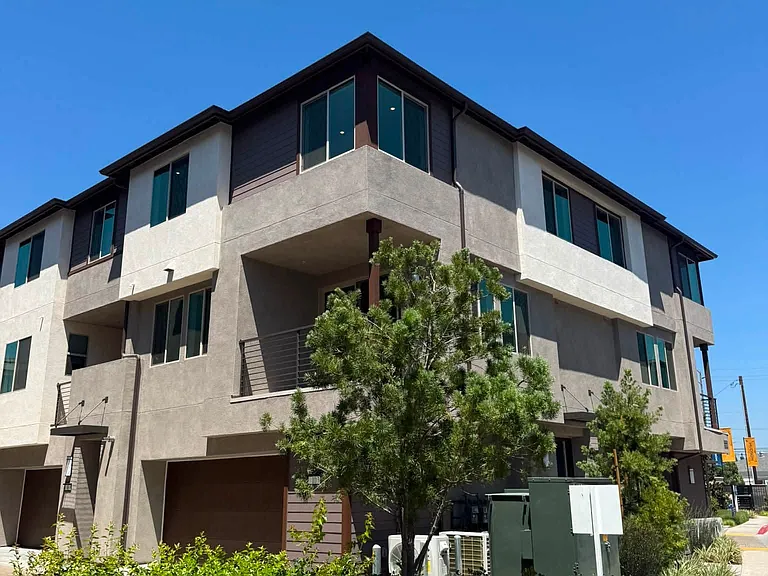 1576 Lima Way — Photo 14