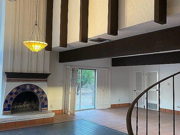 4th image of 5116 Camino De La Vis