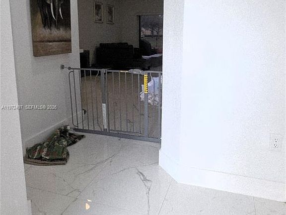 3rd image of 5937 Riverside Ave