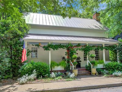9043 Selborne Ln, Chattahoochee Hills, GA, 30268