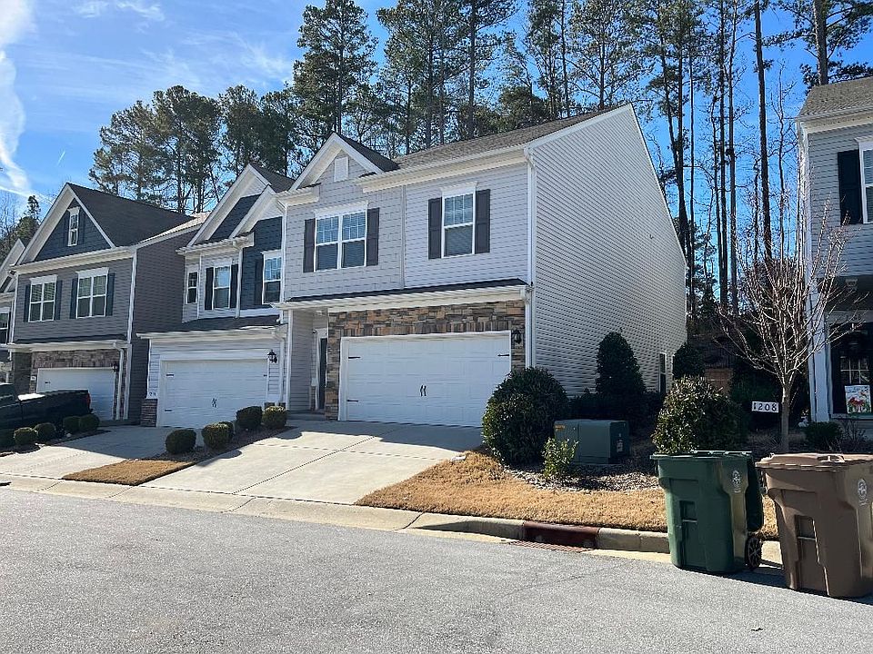 3 BR/2.5 Ba Townhome