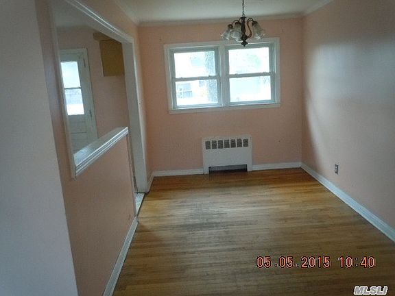 3rd image of 14 N Montague St