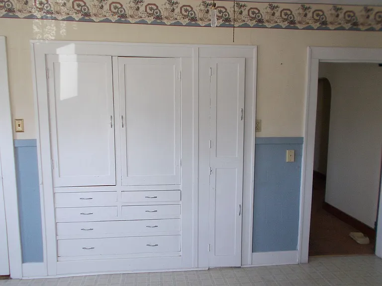 3611 Chester Blvd — Photo 27